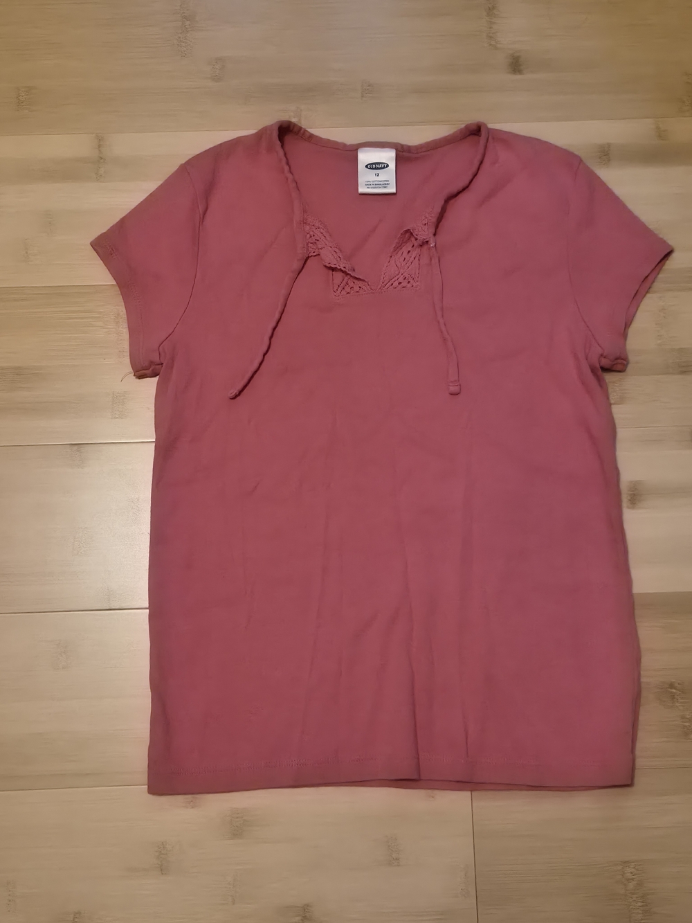 Vintage Y2K Old Navy Girls Size L (12) Blush Pink 100% Cotton Lace-Up V-Neck Top